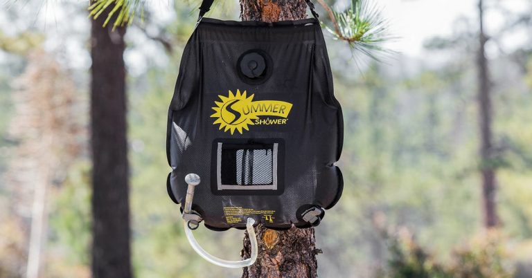La meilleure douche solaire de camping